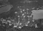 Flygfoto över Farstorp i Vetlanda Kommun. Nr. M. 920
