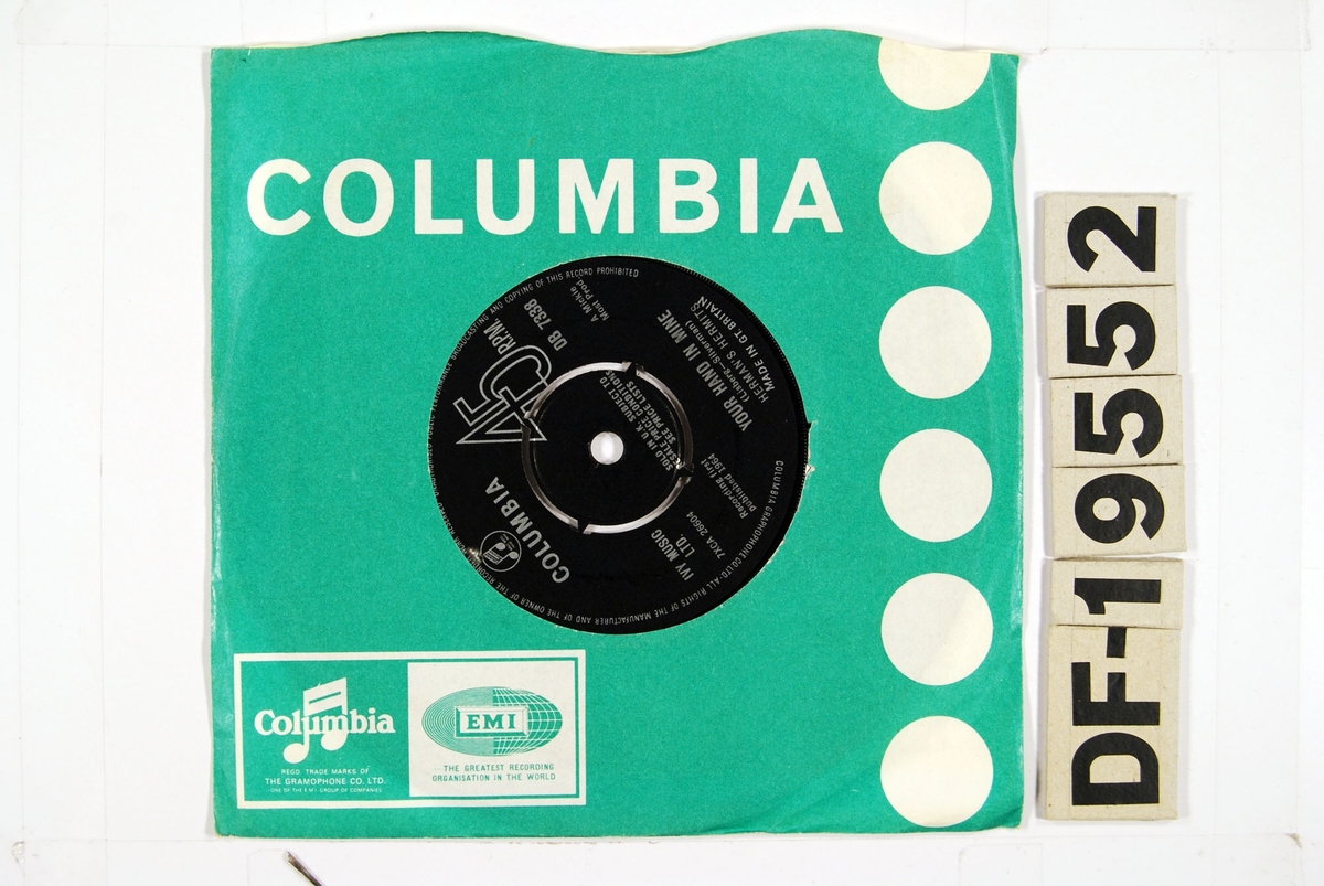 TEKST:  COLUMBIA