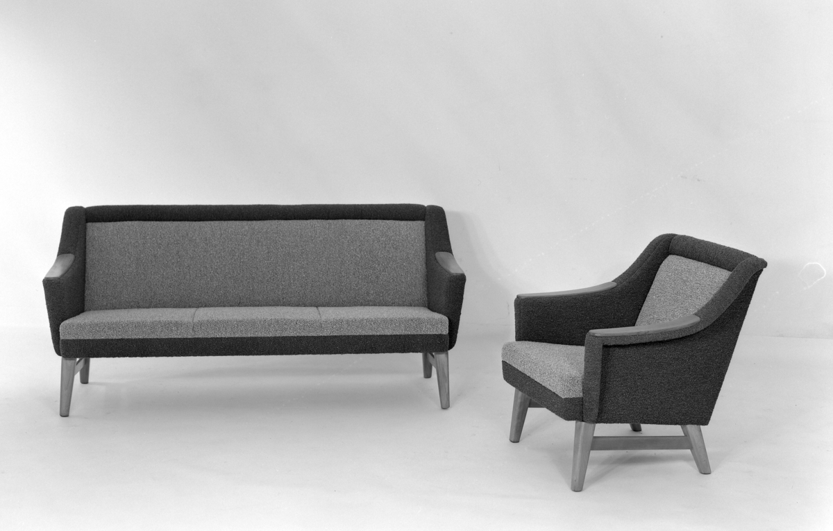 Sofa og lenestol.