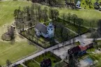 Flygfoto över Skirö kyrka i Vetlanda kommun.