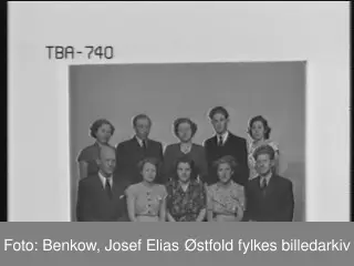 Gruppeportrett av ansatte ved  Moss meieri og handelslag.