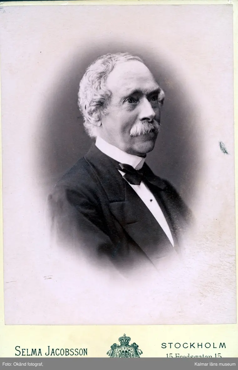 J P [Jöns (Johan) Peter] Cronhamn (1803-1875).
Professor vid Kungliga Musikaliska Akademien med mera.