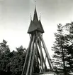 Dörby kyrka. Klockstapeln.