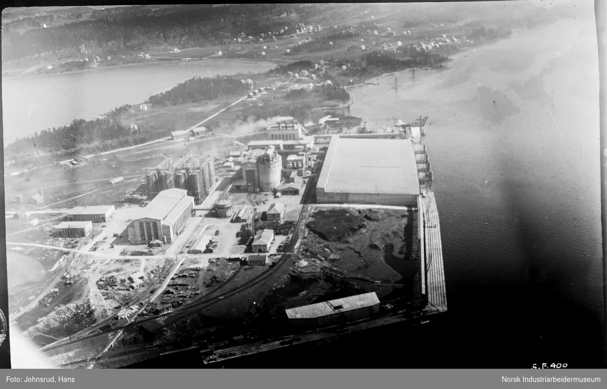 Flyfoto av Herøya industripark