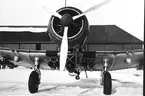 F6 Karlsborg 1941. Flygplan B5 fullt bomblastad. Albumet är en del av en donation från Karl-Axel Hansson, Karlsborg. Förteckning över hela donationen finns i albumet samt som Word-dokument.