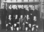 F6 Karlsborg 1941. Handbollslaget. Stående från vänster: John Oskar Berghell (lagledare), Hartvig Birgersson (