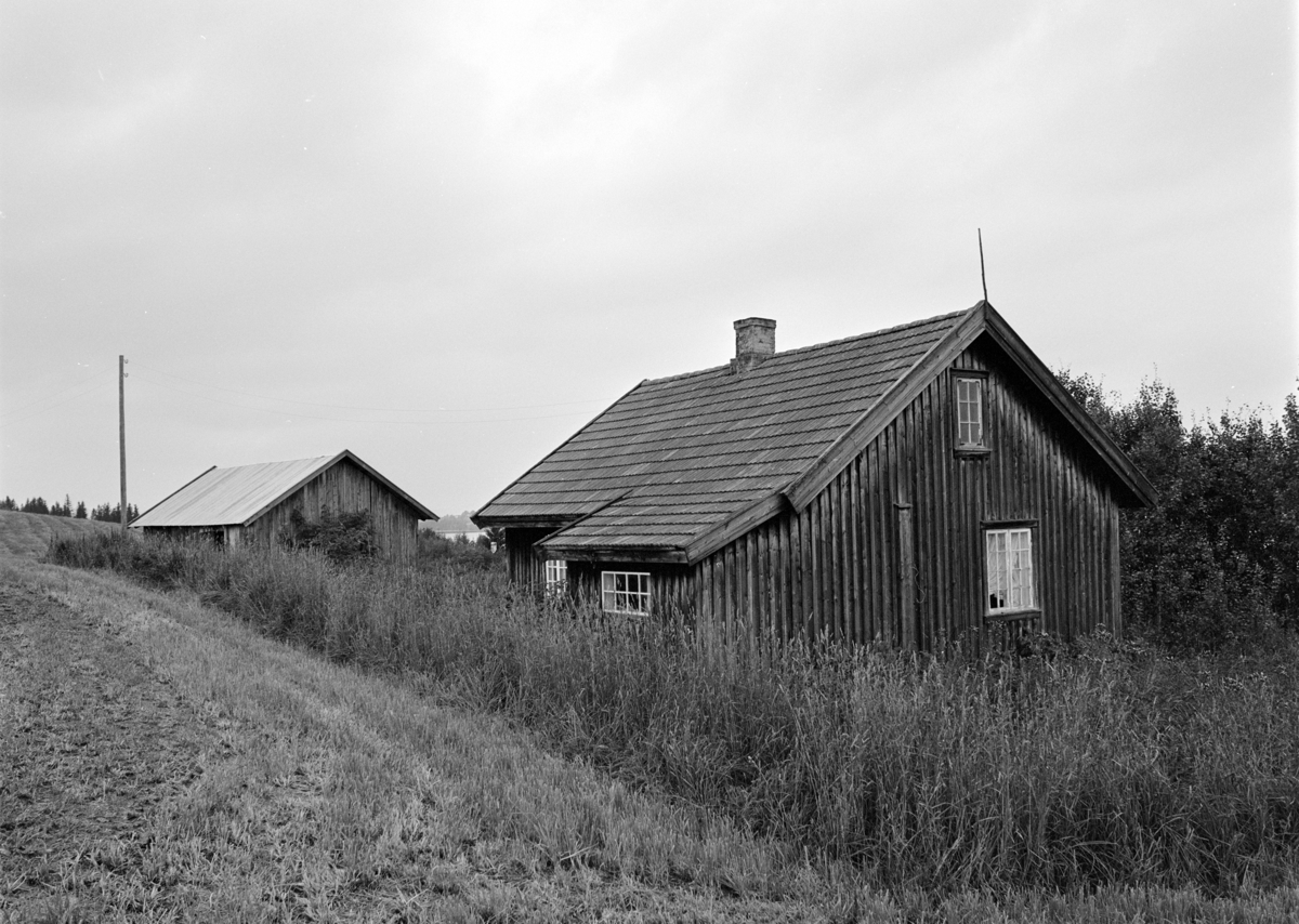 Ringsaker, Helgøya, husmannsplassen Heggenstøen under Heggen gård, Heggen-eie,