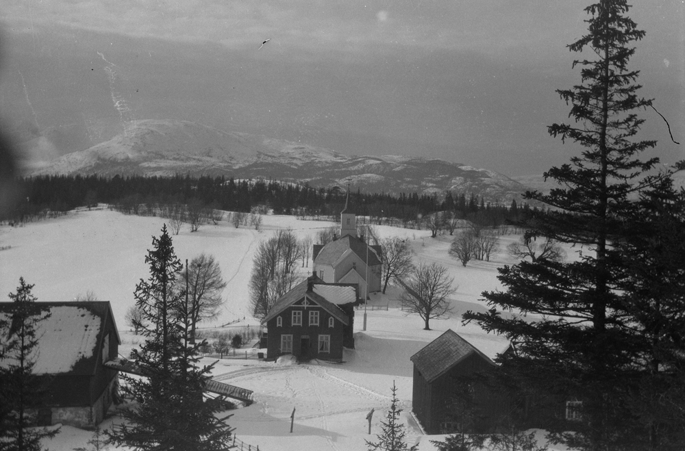 Trolig Vassås kirke ved Terråk, Bindal kommune. Bilde tatt mot vest.