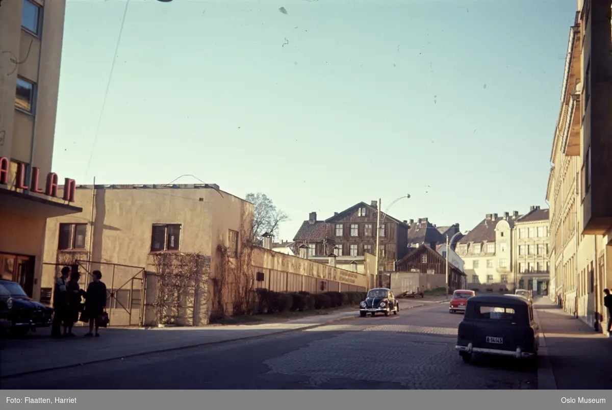 gateløp, forretningsgårder, bygårder, mennesker, biler, trehusbebyggelse, Reutergården