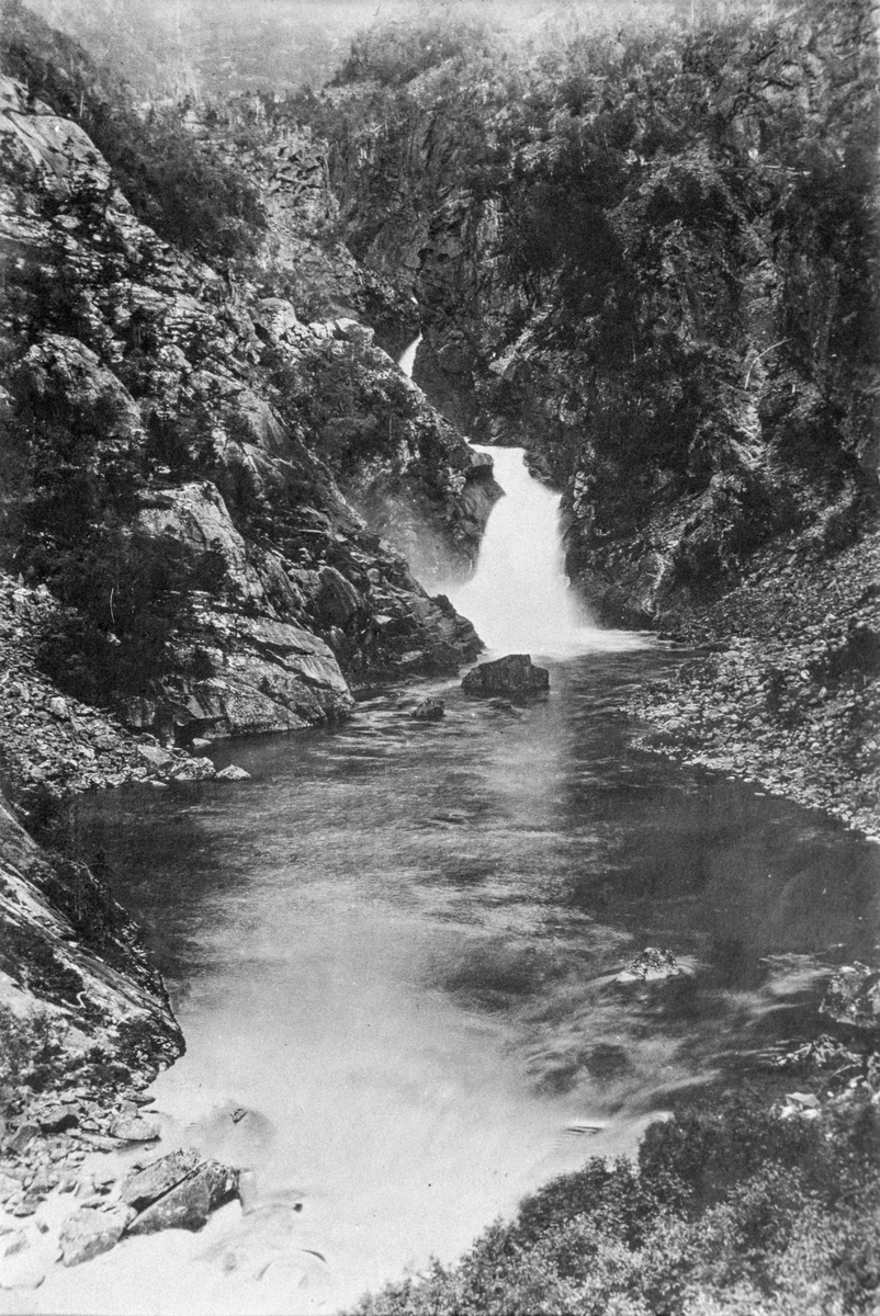 Rjukandefossen i elva Tysso