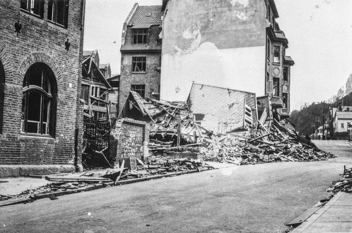 Bombing av Odda sentrum under andre verdskrigen.