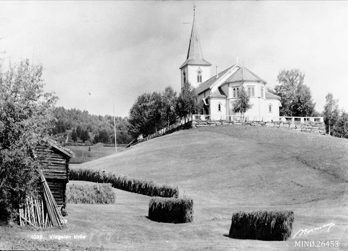 Parti ved Vingelen kirke. Høyhesjer.