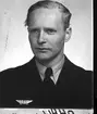 F6 Karlsborg 1946. Fänrik Lindstedt. Albumet är en del av en donation från Karl-Axel Hansson, Karlsborg. Förteckning över hela donationen finns i albumet samt som Word-dokument.