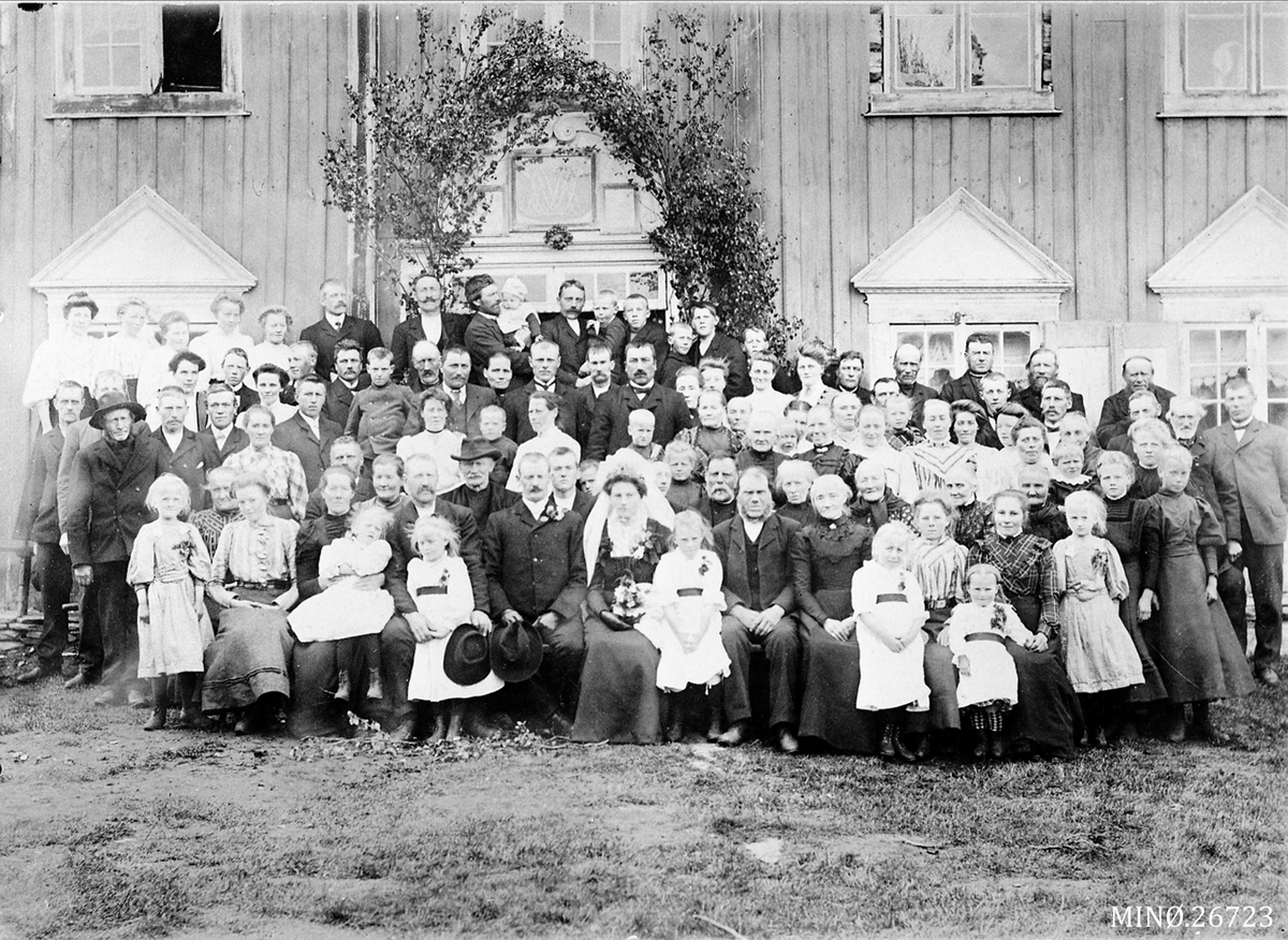 Gruppebilde, Bryllup.