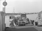 Bäckeviks färjeläge i Bohuslän, 1954.