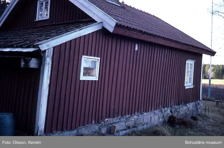 Text på kortet: "Torp Kroken Tänum 1:21 Brastad sn Dec. 86".