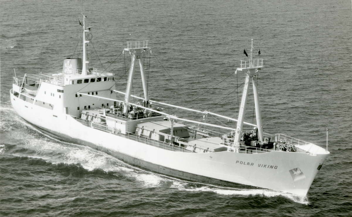 Ägare:/1964-71/: Rederi AB Polar. Hemort: Mölle.