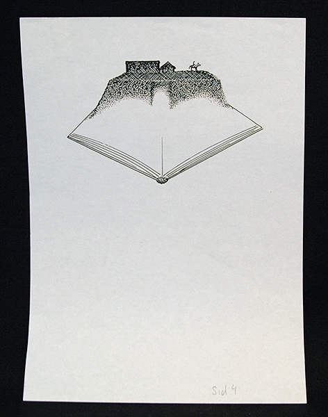 a) Tuschteckning föreställande böndernas arbete att bygga fästningen. 
b) Tuschteckning föreställande en flöjt. c) Teckning (fotostatskopia?) av Marcus Meyers övertagning av fästningen. d) Teckning (fotostatskopia?) av Varbergs fästning som bok. e) Teckning (fotostatskopia?) föreställande en arm hållandes en rovfågel. f) Fotostatskopia av murtegel.