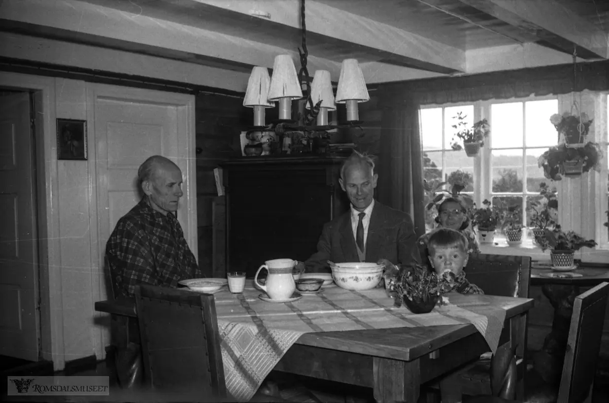 "august 1965"."Pål og eg til Røvika"