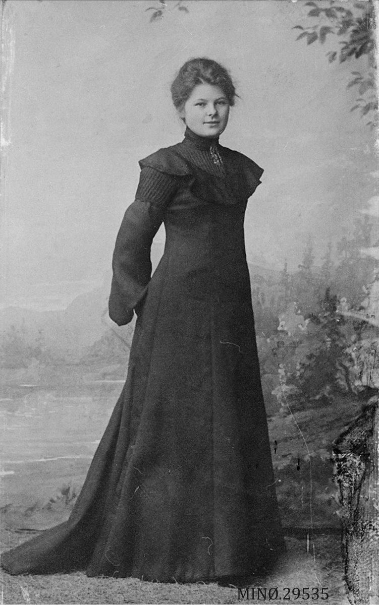 Portrett av kvinne