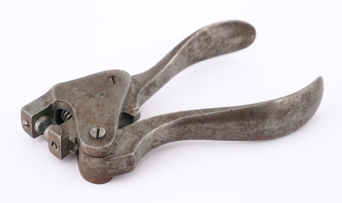 Plomberingstang av jern.