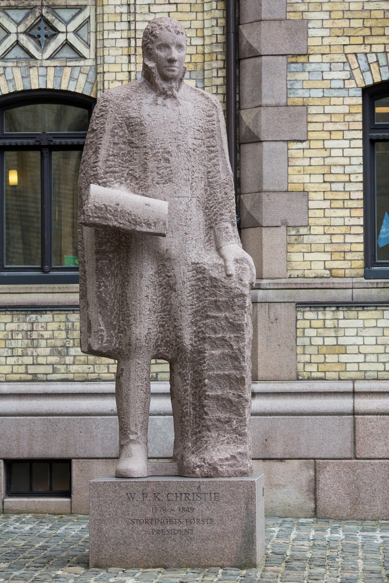 W.F.K. Christie [Skulptur]