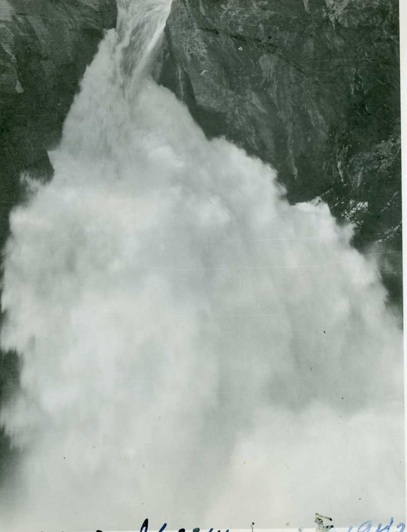 Egnundfossen