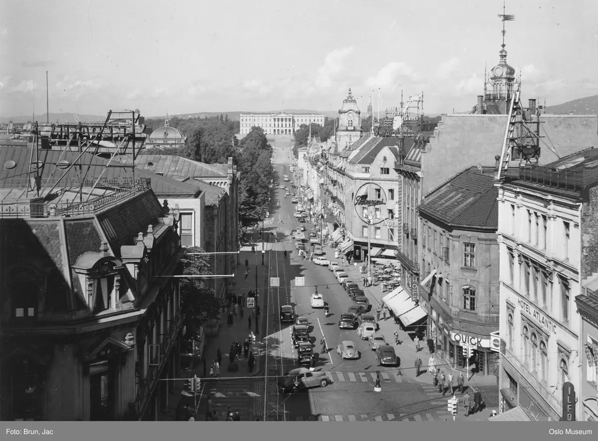 utsikt, gateløp, biler, mennesker, forretningsgårder, Stortingsbygningen, Grand Hotel, Slottet