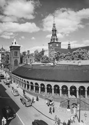 Basarene og Brannvakten.