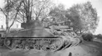 Amerikansk stridsvagn Sherman uppställd på garageområdet vid P 4 Skövde 1948.