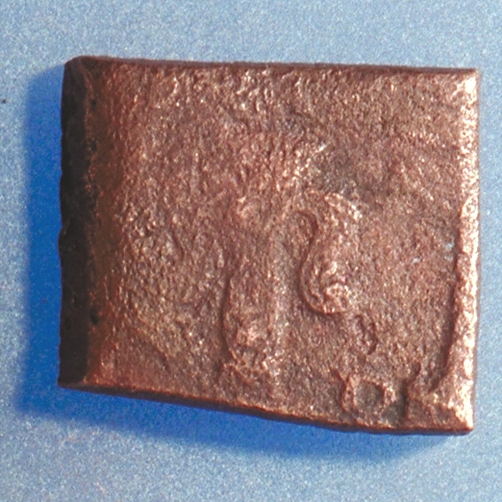 Â½ öre
Fyrkantigt mynt.
Åtsidan: mitt på myntet en vasakärve, svagt och delvis synlig.
Till vänster om kärvens bas versalen G, svagt delvis synlig. Till höger om kärvens bas versalen R, svagt delvis synlig. Ovanför kärven versalen A, svagt  delvis synlig.
Ocentrerad prägling. Ram delvis synlig.
Frånsidan: två korsade pilar under en krona, svagt och delvis synliga.
Till vänster om pilarna valören Â½, till höger versalerna ÖR, svagt delvis synliga.
Det tvåsiffriga präglingsåret - längst ner på myntet - är 26 (1626).
Ocentrerad prägling. Ram delvis synlig.
Nuvarande skick: bägge sidor slitna.  åtsidan sliten  frånsidan sliten.   jack  valsklump   korroderat   krackelerat
Vikt: 12,1 gram.