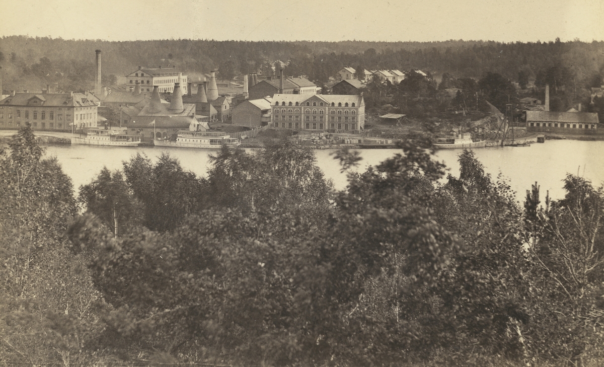 Exteriör. Gustavsbergs Fabriker. Sannolikt 1870-tal.