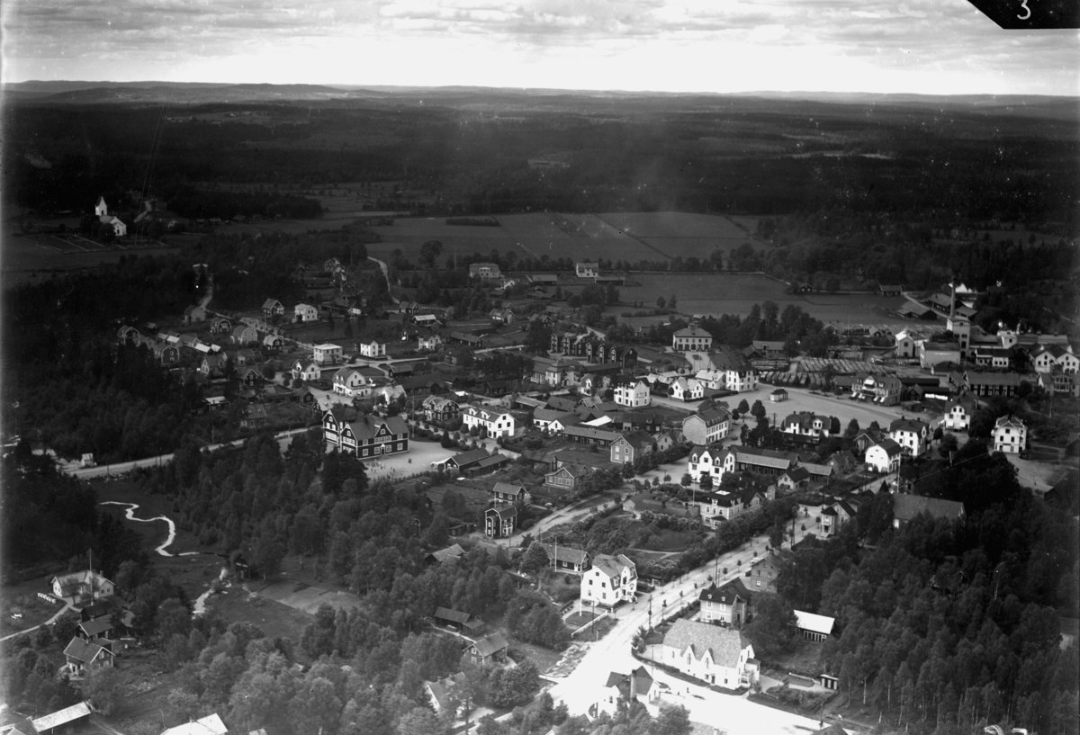 Flygfoto över Mariannelund i Eksjö kommun. Nr E 235.