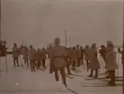 Smålands husarregemente K 4 på skidor, vinterövning i Norrbotten omkring 1910.