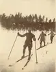 Officerare från Smålands husarregemente K 4 på skidor, vinterövning i Norrbotten omkring 1910.