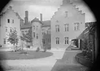 Gårdsinteriör, Sprithandelsbolaget, Dragarbrunnsgatan 43, Uppsala 1909