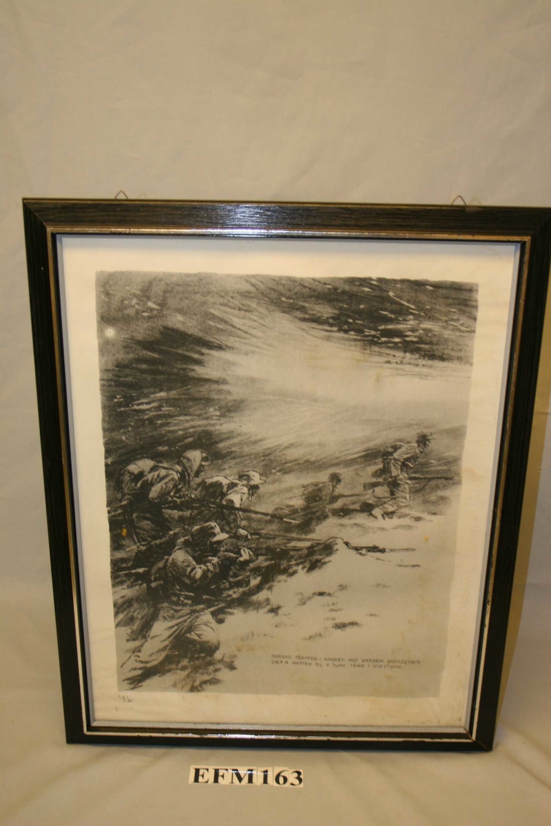 Norske tropper i angrep mot Varden grenserøys 267A natten til 7 juni 1940 i snestorm.
