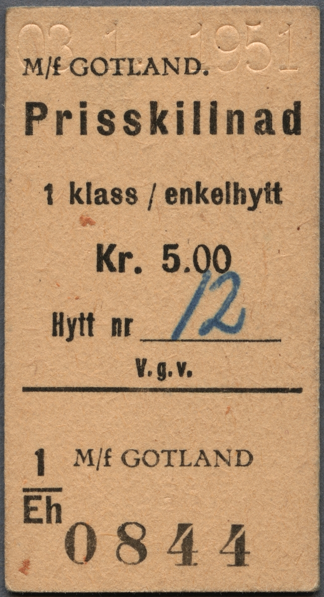 Edmonsonsk färjebiljett av gulbeige kartong med tryckt text i svart:
"M/f GOTLAND.
Prisskillnad
1 klass / enkelhytt Kr. 5.00
Hytt nr 12".
Hyttnumret är handskrivet på en linjerad rad. Biljetten har datumet 03.1. 1951 präglat högst upp och på baksidan finns regler/bestämmelser för biljetten. Längst ner står biljettnumret 0844".

Historik: M/s Gotland byggdes i Malmö 1936 och levererades till Ångbåtsbolaget AB Gotland, senare benämnd Gotlandsbolaget. Gick i färjetrafik mellan Nynäshamn och Visby mellan 1945-1963. Döptes om till Visby 1964. På ritning och vykort från ovanstående period står beteckningen M/f Gotland.
Källa: fakta om fartyg, 2016-06-29.