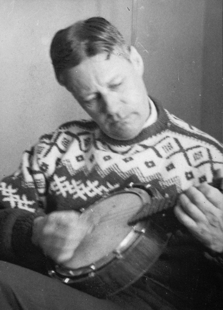 Terje Mølmen, banjo, musikk, instrument.