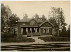 Statens Järnvägar, SJ, Stationsmästarbostad i Porla. kan var
