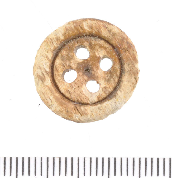 Knapp i tre, funnet i Vågen i Bergen.