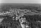 Flygfoto över Broaryd i Gislaveds kommun. Nr G 1378.