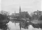 Fyrisån, Magdeburg och Uppsala domkyrka från norr 1891