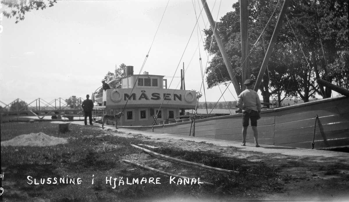 Bilsemester 1928 - slussning i Hjälmare kanal