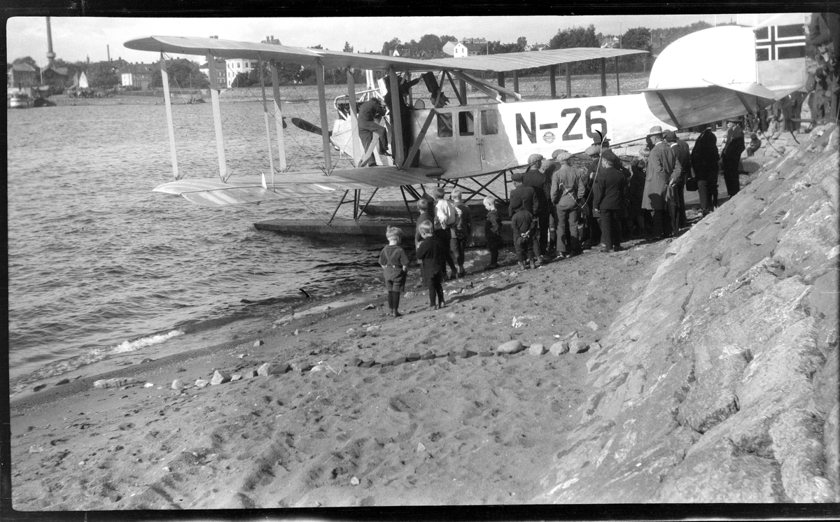 Sjøfly, N-26, Mjøsa, Hamar.