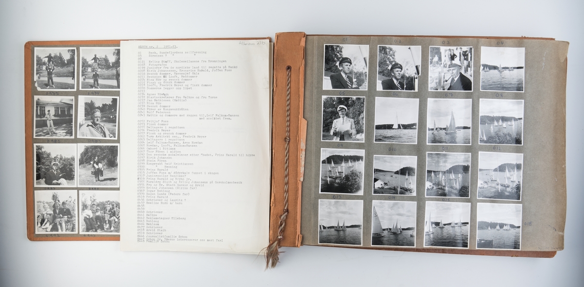 Album med fotografier av sportsseilere og miljøet omkring dem 1951-1953. Fotografert av Grethe Bruu. Album nr. 2.
