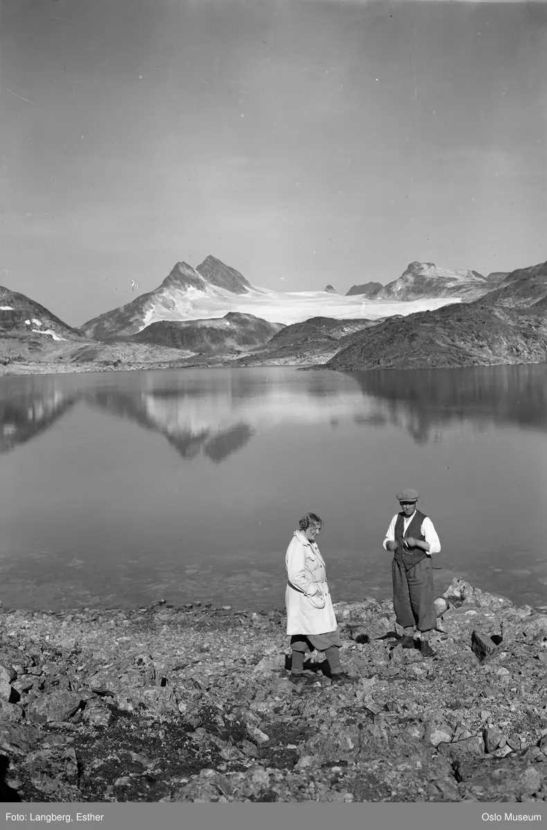 fjellandskap, vann, kvinne, mann