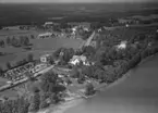 Flygfoto över Barnarp i Jönköpings kommun. Nr H1916.