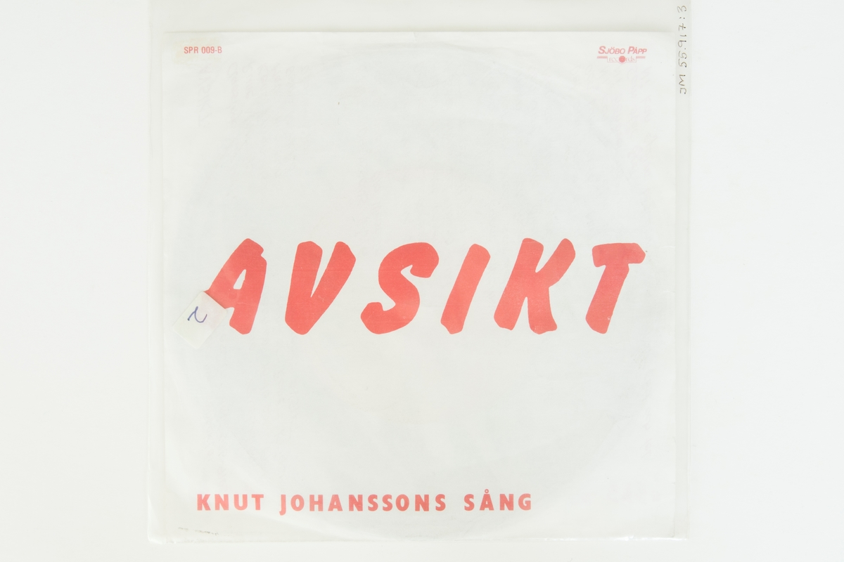 Singel-skiva av svart vinyl med röd pappersetikett med svart tryckt text, i omslag av vikt papper i plastficka. På omslagets insida finns bland annat sångtexterna tryckta. På omslaget finns en prislapp: "REA 5.00"

JM 55917:1, Singelskkiva, SPR-009

Sida A: 
1.Avsikt (text och  musik: Ola Westlin)
Sida 2: 
1. Knut Johanssons sång (text och musik: Ola Westlin)

Text på pappersetiketten:
"ALL RIGHTS OF THE MANUFACTURER AND OF THE OWNER OF THE RECORDED WORK RESERVED. UNAUTHORISED PUBLIC PERFORMANCE, BROADCASTING AND COPYING OF THIS RECORD PROHIBITED"

JM 55917:2, Omslag
JM 55917:3 Plastficka till omslaget