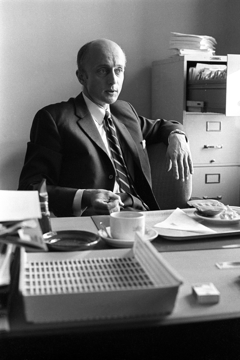 Intervju med Kåre Willoch på hans kontor.